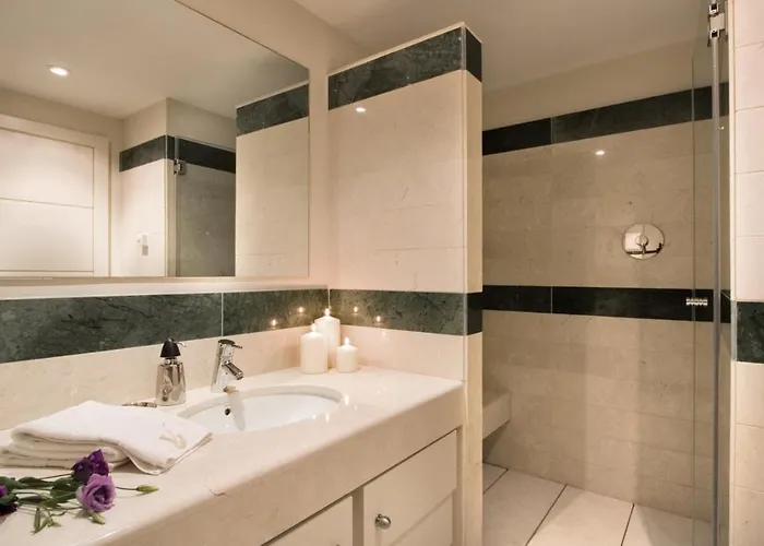 213 Guadalmansa Playa Heaven Apartrments * Estepona