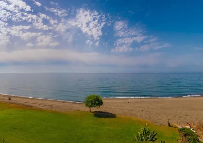 213 Guadalmansa Playa Heaven Apartrments * Estepona