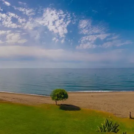 213 Guadalmansa Playa Heaven Apartrments * Эстепона